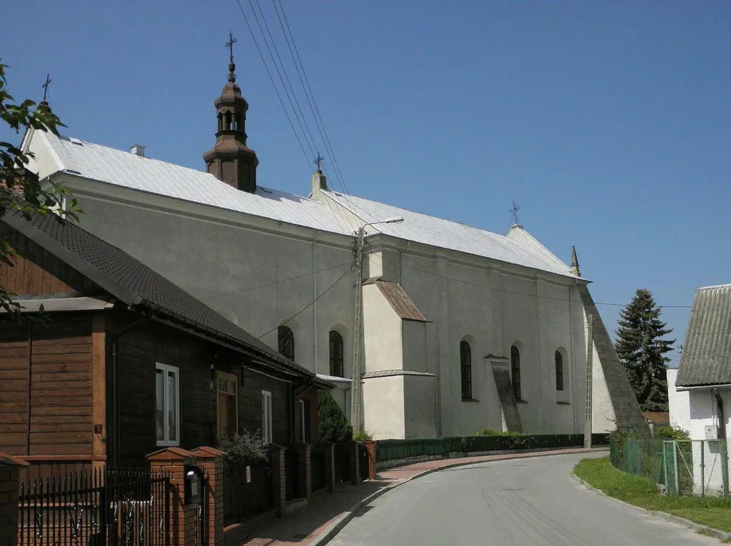 Kościół w dawnym zespole klasztornym, widok z ul.Staszica.