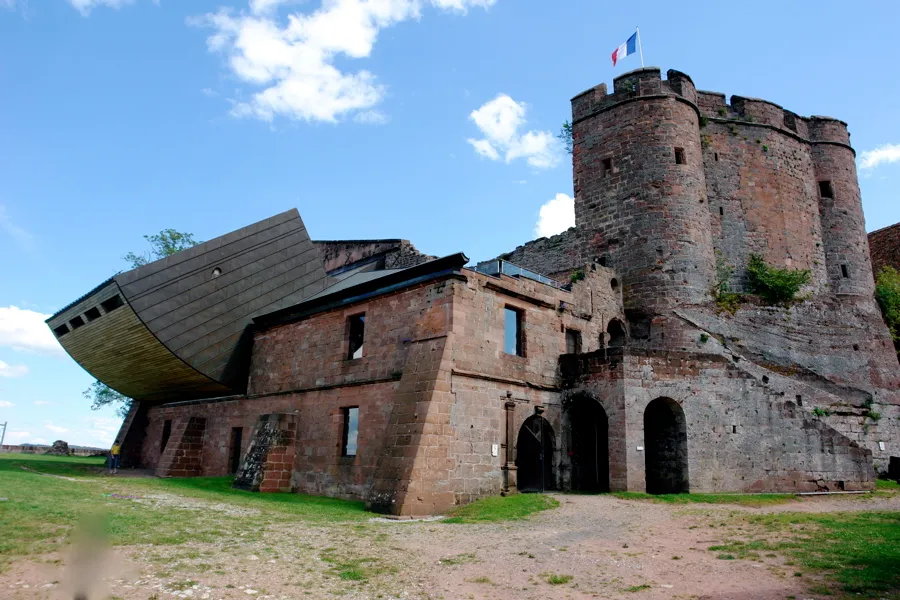 Burg Lichtenberg (Elsass). Zentrale Burganlage