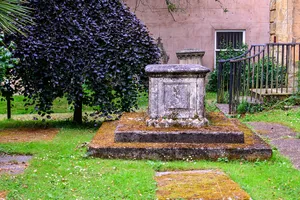 Mary Peard Chest Tomb In The Churchyard Of Church Of St George