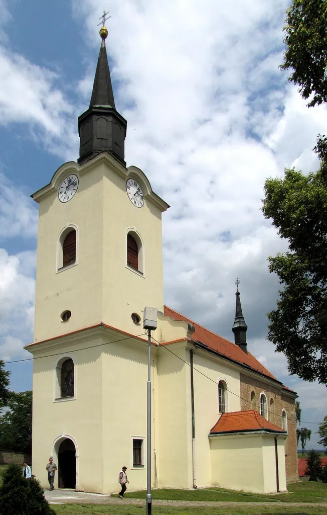 Kostel sv. Václava v Kostelci u Kyjova, okres Hodonín