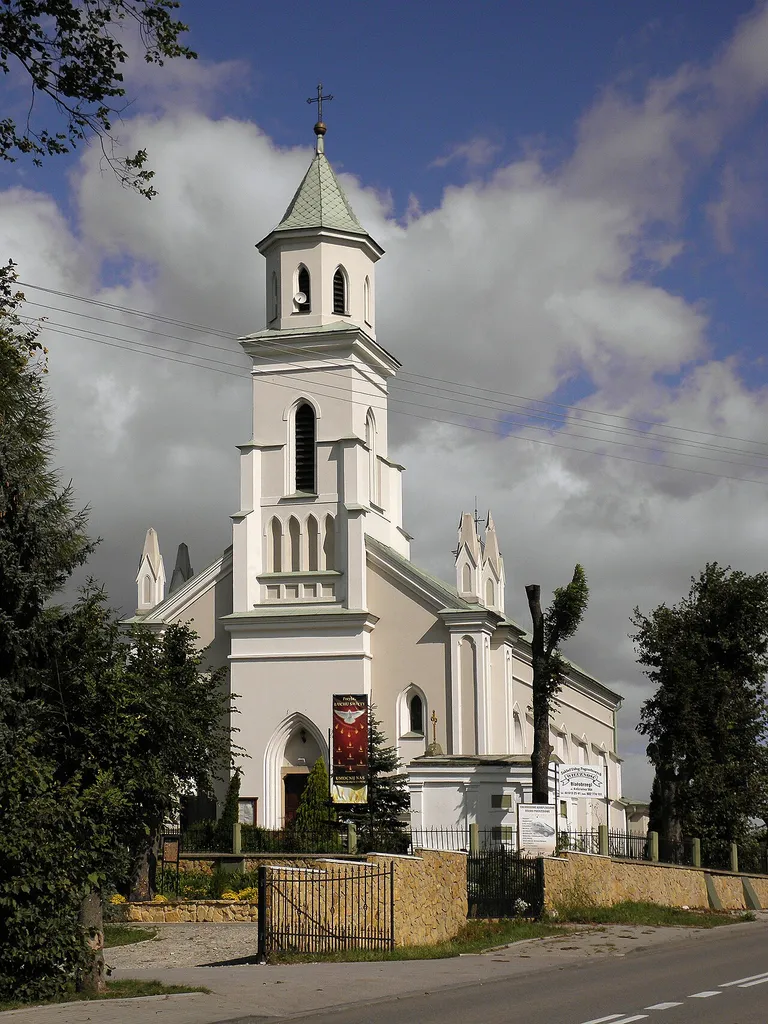 Pomna - kościół św.Marii Magdaleny.