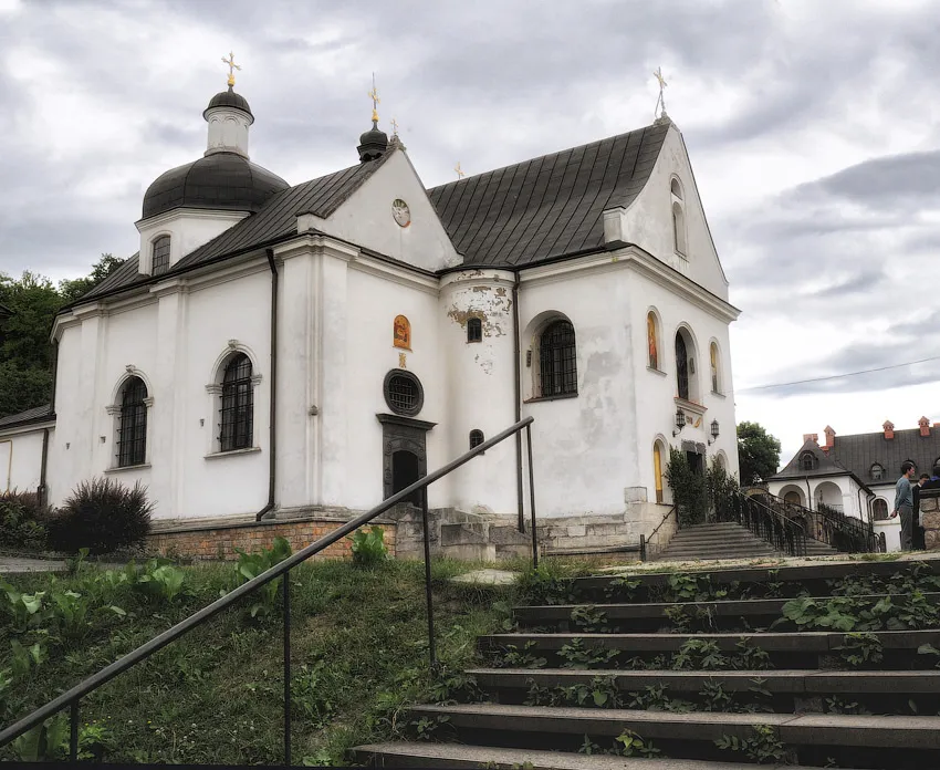 Монастир святого Онуфрія у Львові http://haidamac.org.ua/2012/04/ln-basilian/
