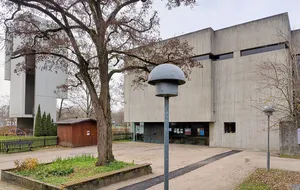 Dietrich-Bonhoeffer-Kirche