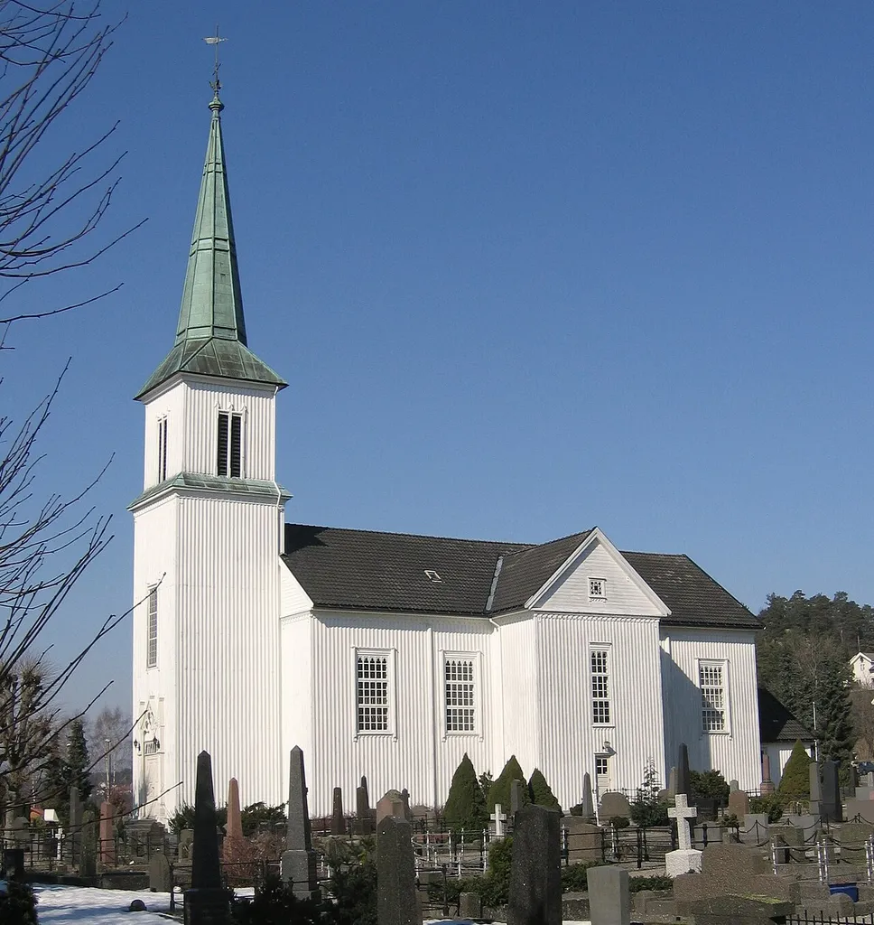 Hisøy kirke i Arendal. 2007. Arkitekt Gustav Adolph Lammers