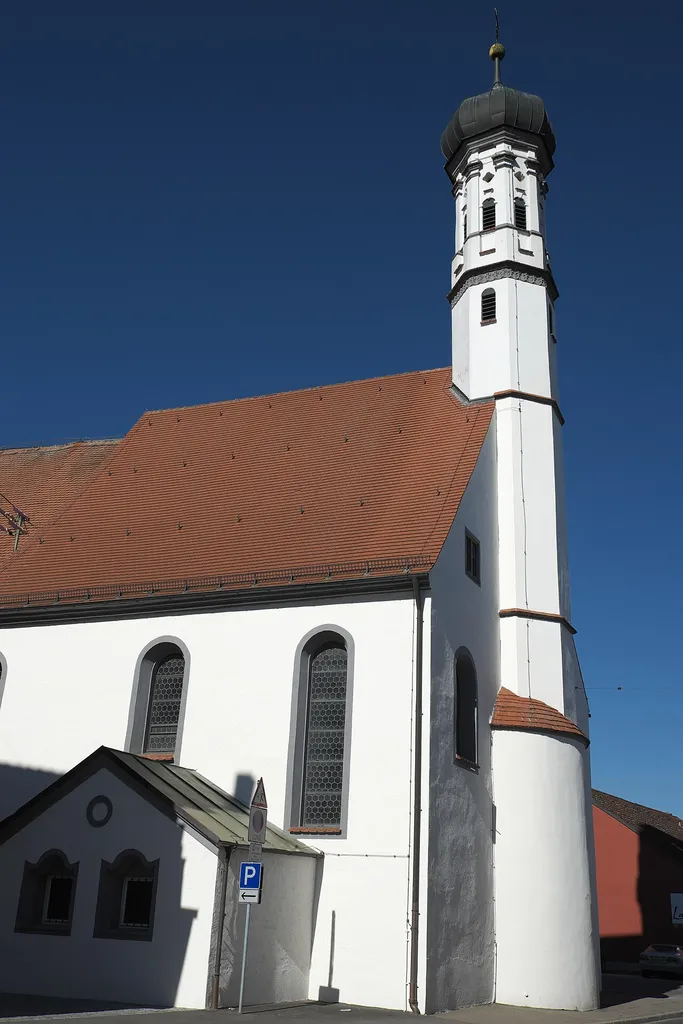 Katholische Spitalkirche Hl. Geist in Höchstädt im Landkreis Dillingen an der Donau (Bayern)