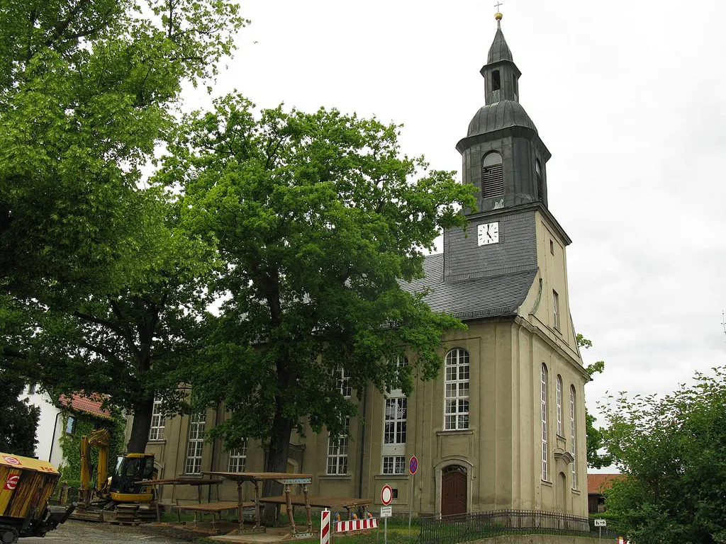 Plauen-Oberlosa, denkmalgeschützte Stephanuskirche am Kirchplatz (Kirchplatz 411a).