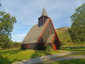 Arnøy Church