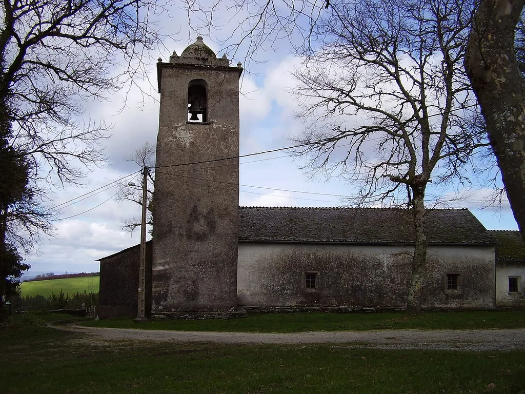 Igrexa do mosteiro de San Cibrao de Montecubeiro.