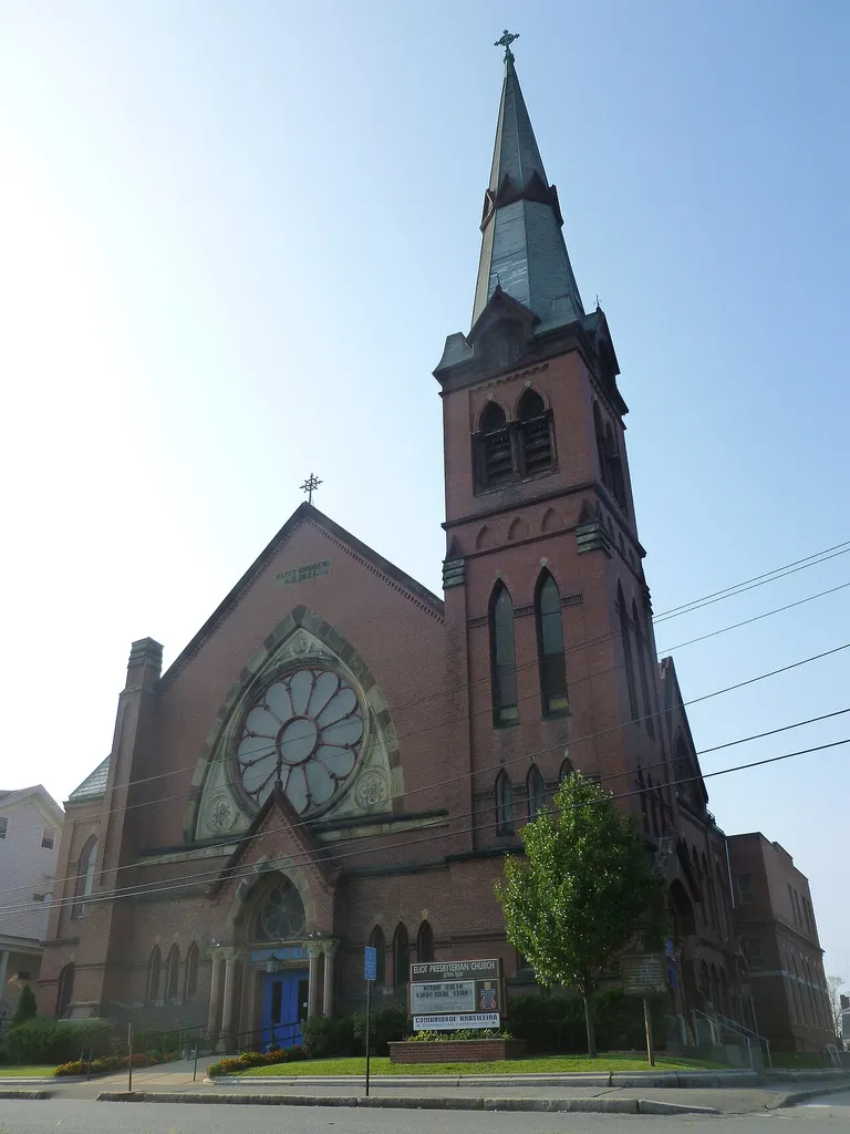 Eliot Presbyterian Church, located at 273 Summer Street, Lowell, Massachusetts. North (front) and west sides of building shown.