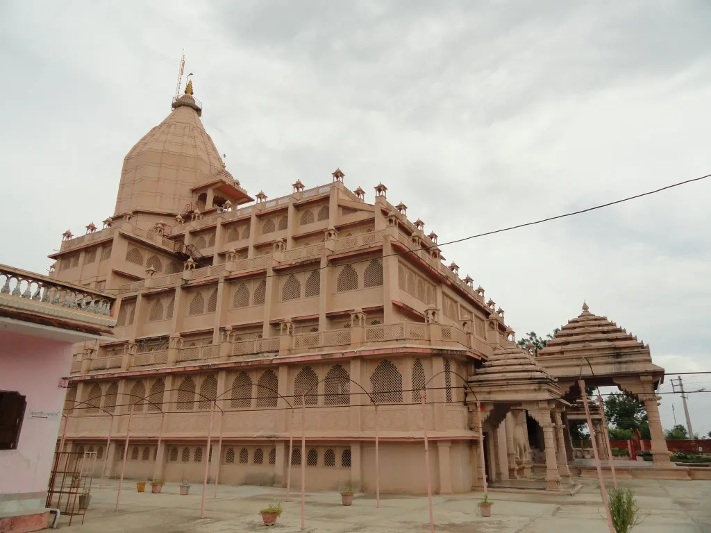 A view of Gulab Baba Ashram, Takarkheda, Anjangaon Surji