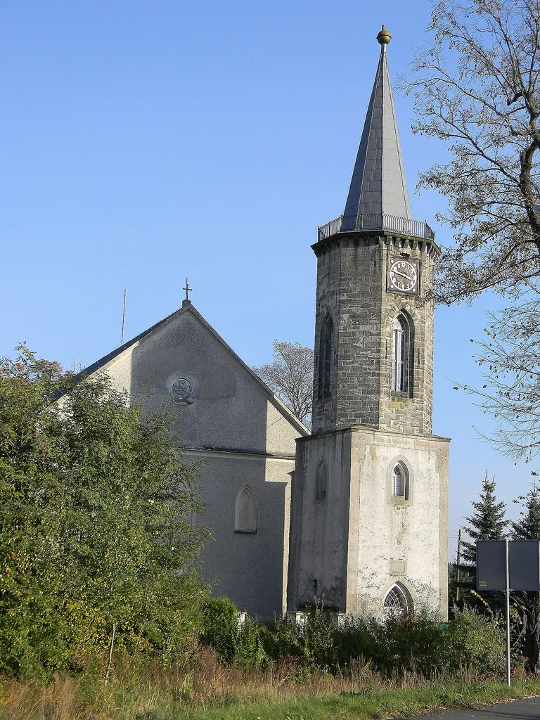 Kościół parafialny Stygmatów św. Franciszka z Asyżu - wieża i prezbiterium Tomisław, Osiecznica