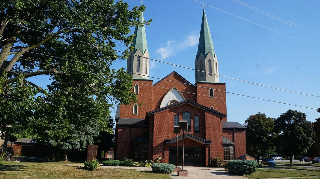 Our Lady of Perpetual Help Church (polish Catholic Church in St. Catherines, Ontario)
