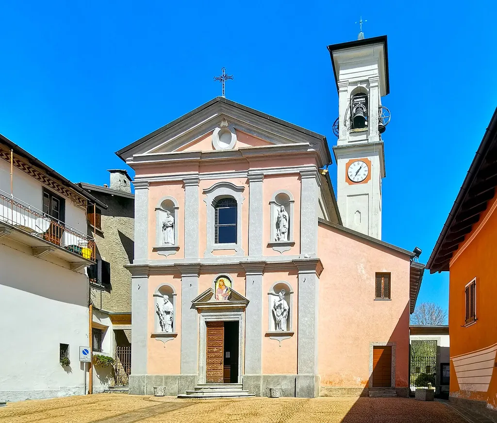 Chiesa di Santa Maria Maddalena (Ferrera di Varese) - facciata