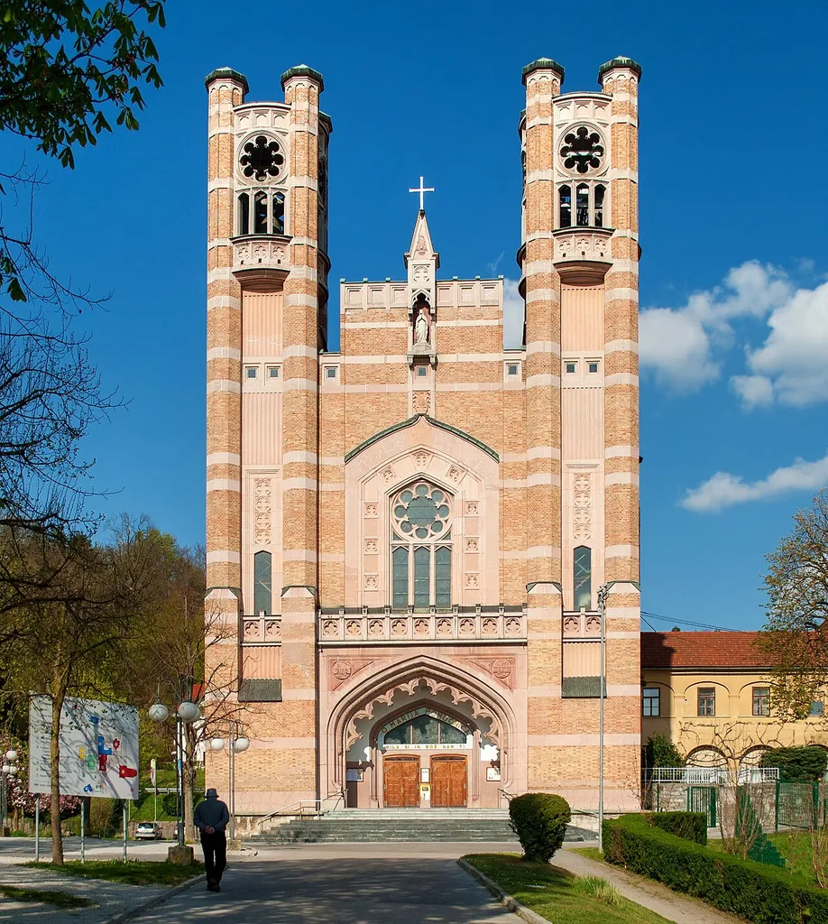 Church of Our Lady Help, Rakovnik (Ljubljana)