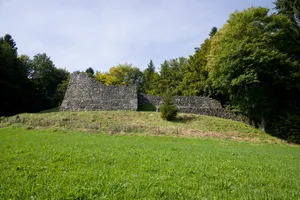 Oberreinach castle ruin