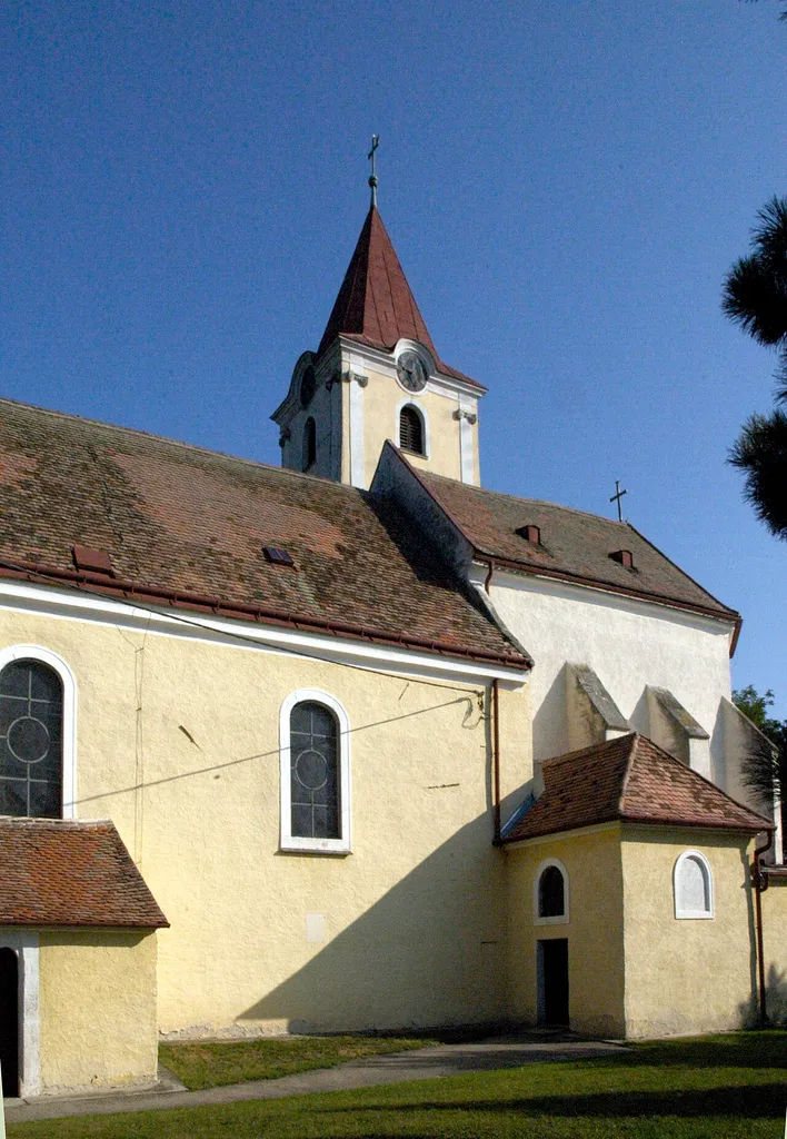 katholische Pfarrkirche heiliger Georg in Pfaffendorf, Gemeinde Pernersdorf