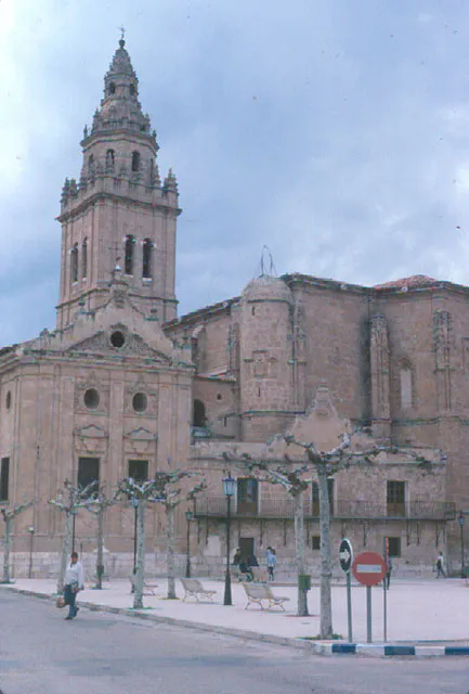 Iglesia de los Santos Juanes - Nava del Rey (Valladolid) - Diapositiva 48 x 48 Color