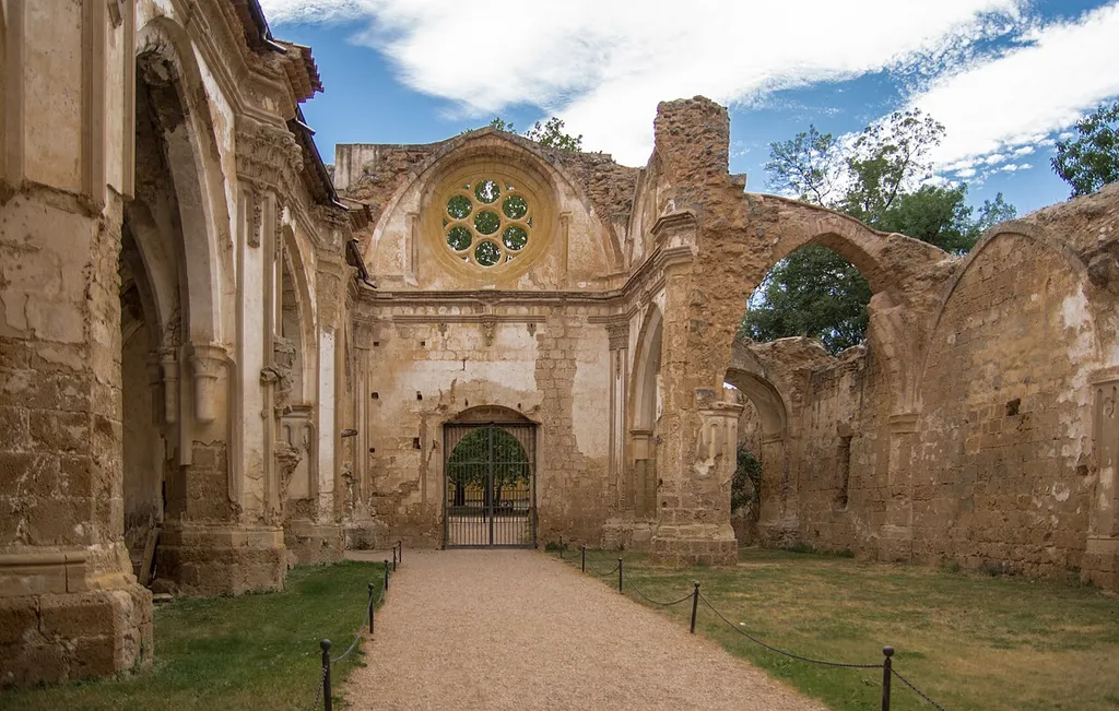 Ruinas del Monasterio de Piedra