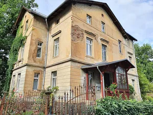 Bahnhofstraße 34