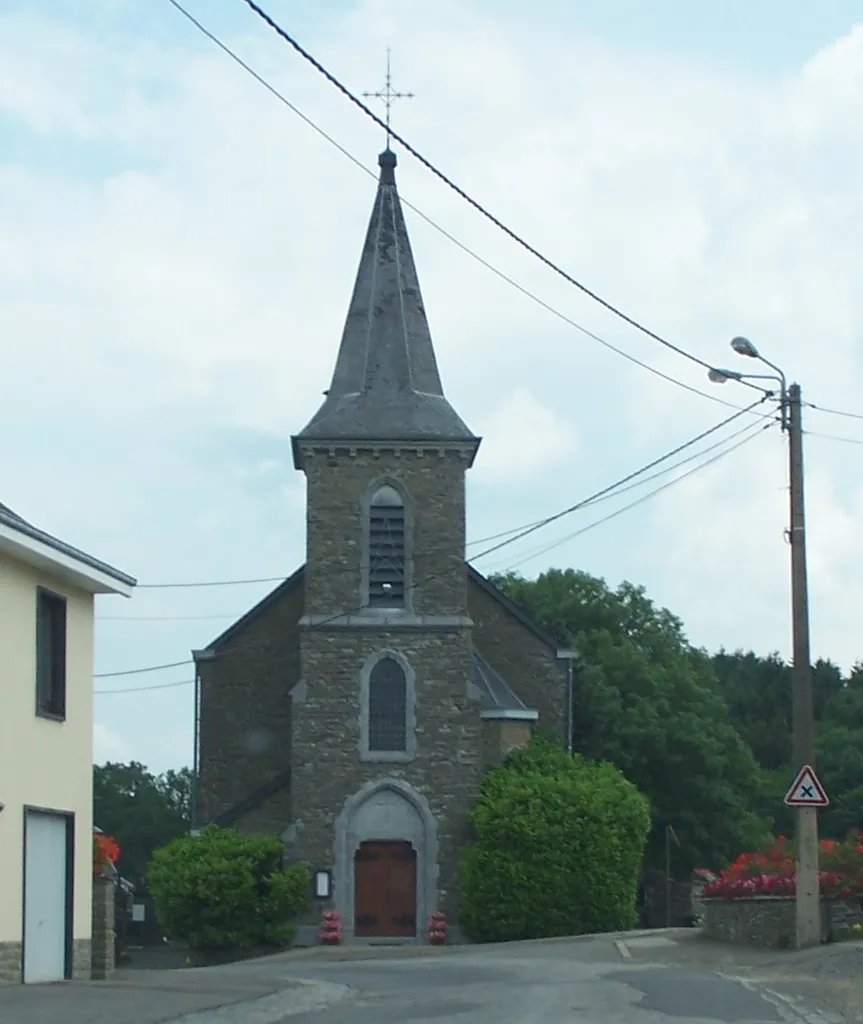 Kerk Steinbach (Waals: Stambè), een kern in de gemeente Gouvy (België, provincie Luxemburg).