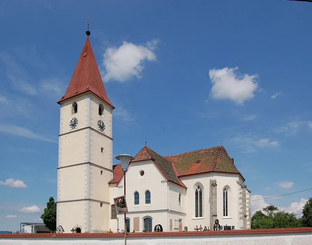 Die denkmalgeschützte Pfarrkirche in Kleinzell im Mühlkreis (Oberösterreich). This media shows the protected monument with ObjektID 14306 in Austria. (Commons, de, Wikidata)