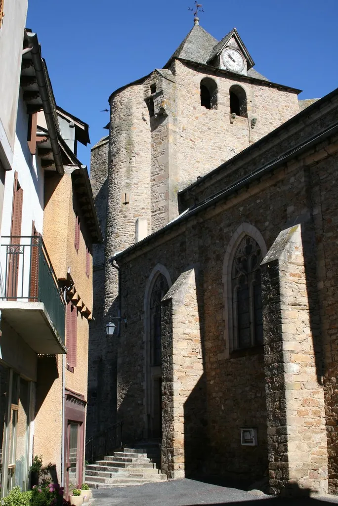 Cassagnes-Bégonhès (Aveyron - France) - Vue de l'église