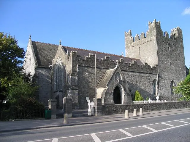 Trinitarian monastery, Adare. This is one of 3 monasteries in Adare. This was founded in 1230 and dedicated to St James. What attracted me to these buildings was the monochrome greyness of the stone, which not only gives it an 'Irish' appearance, but also a haunting feeling.