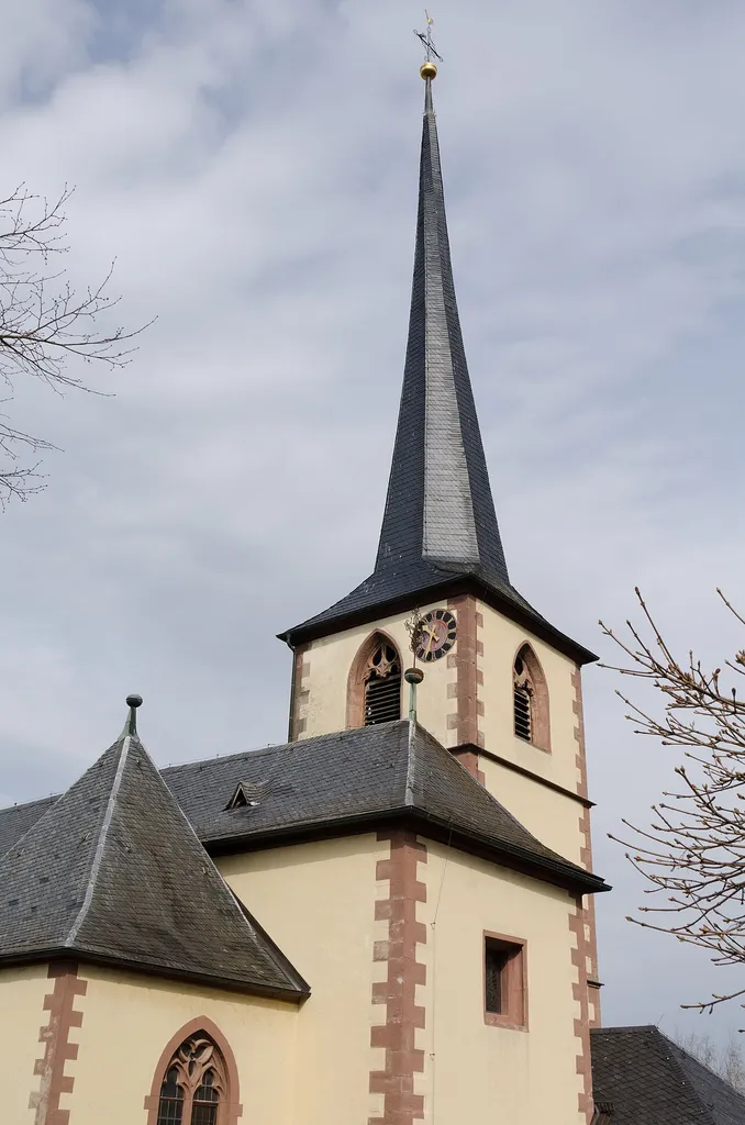 Steinfeld, Kath. Pfarrkirche Mariä Himmelfahrt und St. Bartholomäus