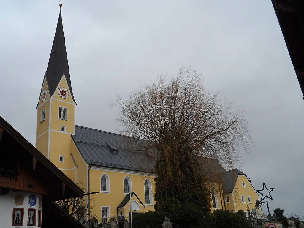 Katholische Pfarrkirche St. Laurentius - Bernau am Chiemsee