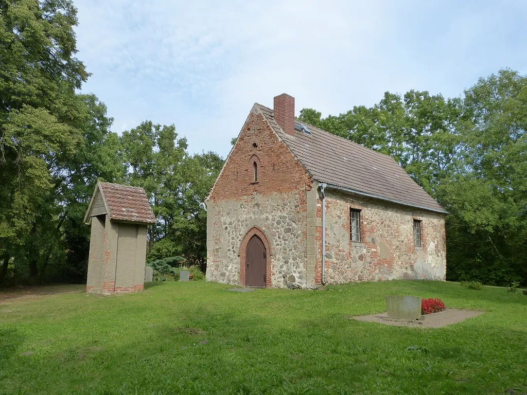Kirche in Moltzahn, Glockenstuhl