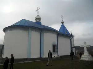 Church of the Assumption in Hrușova, Criuleni