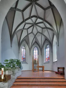Kath. Pfarrkirche hl. Luzius (Chor und Turm)