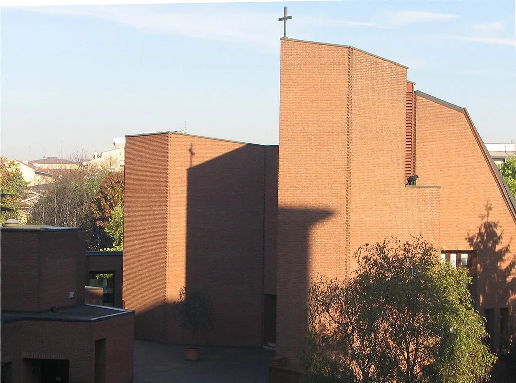 Foto esterna della chiesa di San Giuseppe a Monza