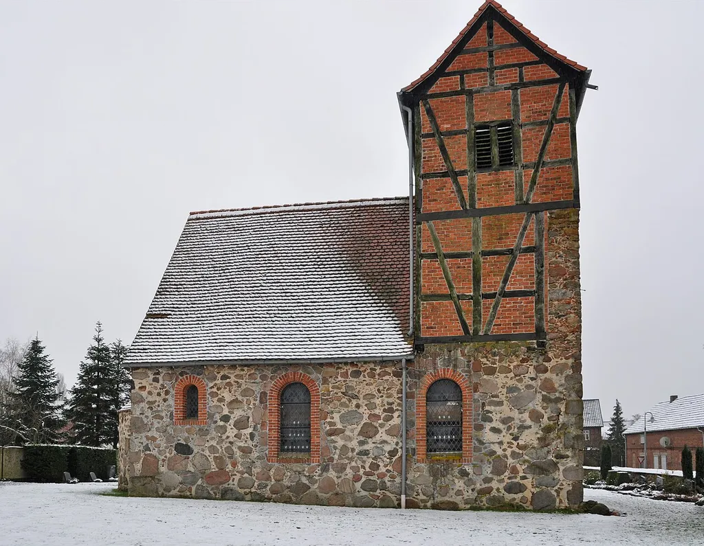 Peertz ist ein Ortsteil der Gemeinde Beetzendorf im Altmarkkreis Salzwedel in Sachsen-Anhalt.