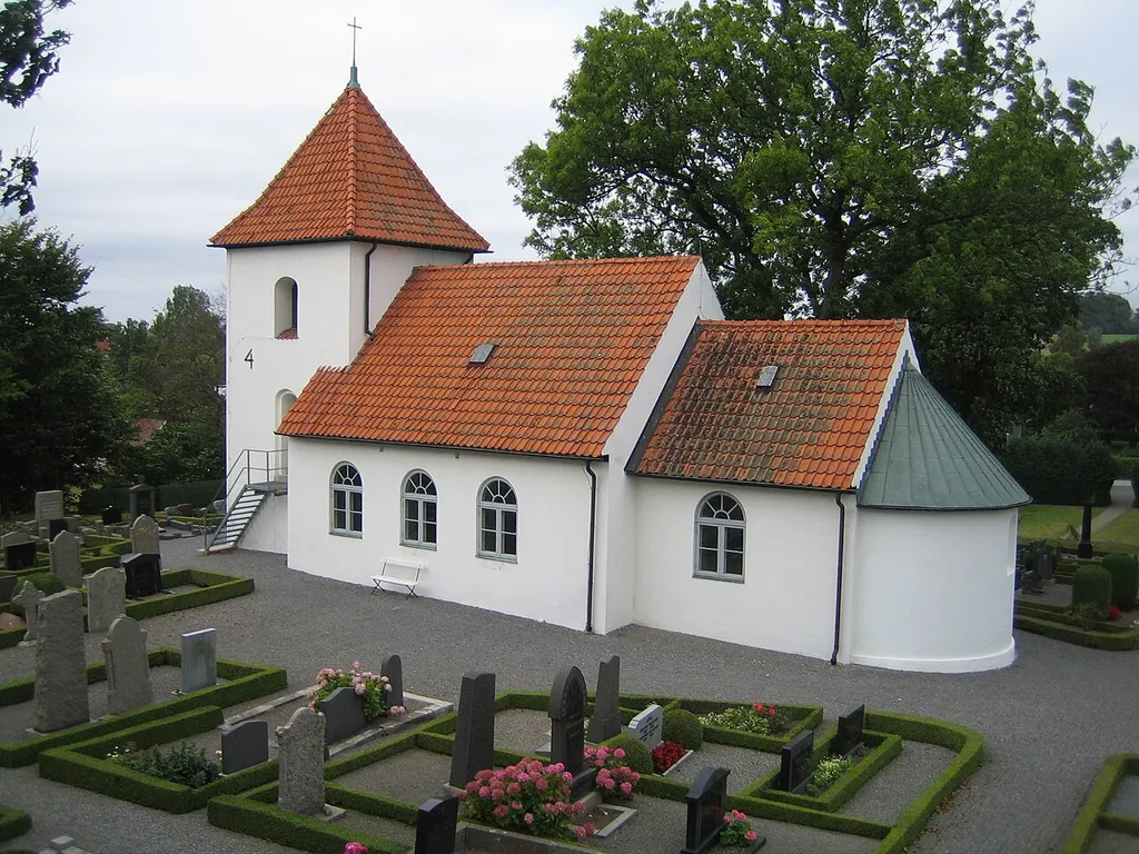 Snårestads kyrka. Bilden tagen av mig själv 11 september 2005.