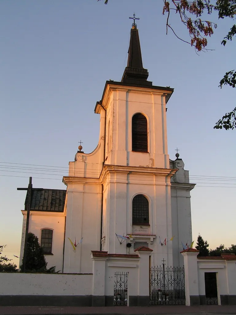 kościół par. p.w. Świętej Trójcy, XVIII Belsk Duży