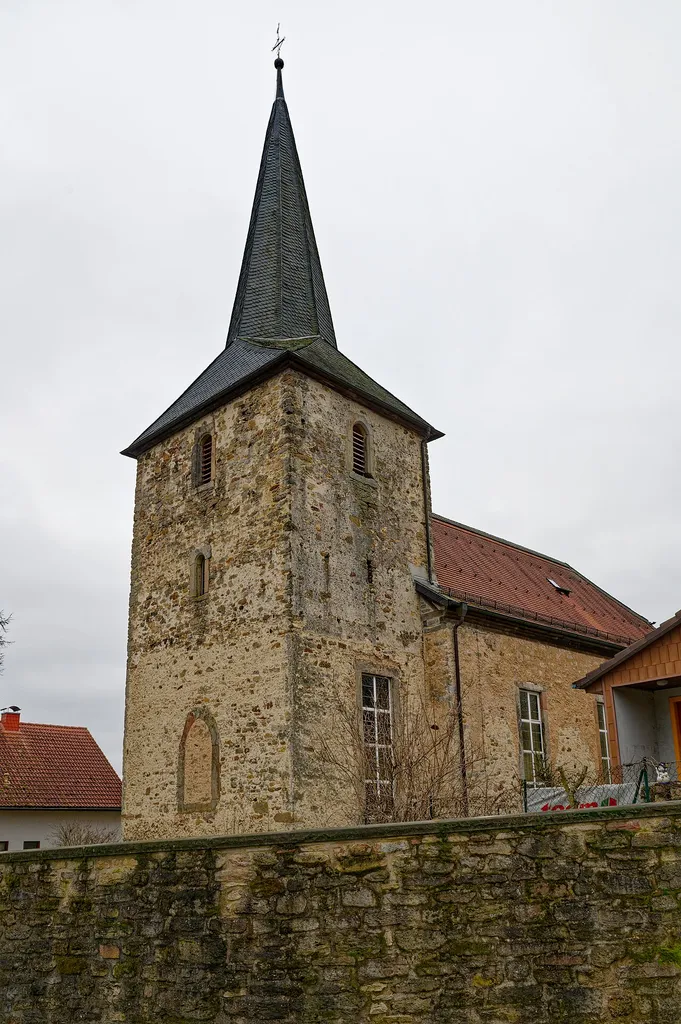 Schlüchtern: Gundhelm, Ev. Kirche und Kirchhof