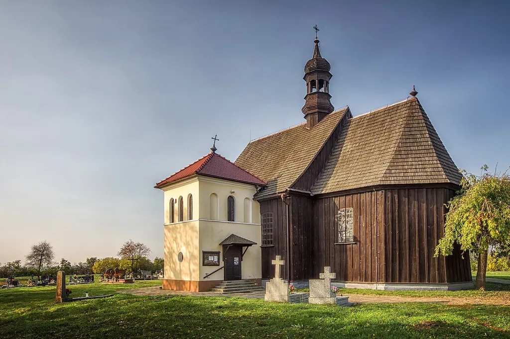 Lgów, Kościół filialny Narodzenia NMP, XVII/XVIII