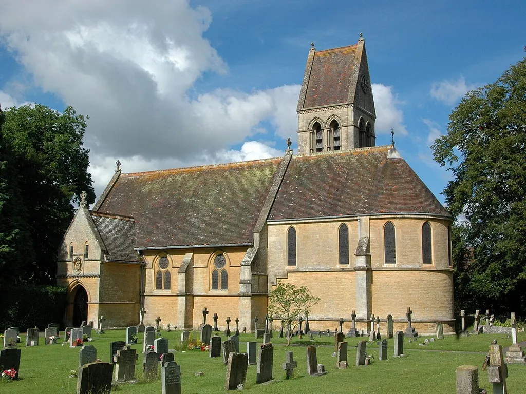 Church of England parish church of St Mary the Virgin, Freeland, Oxfordshire: view from the southeast
