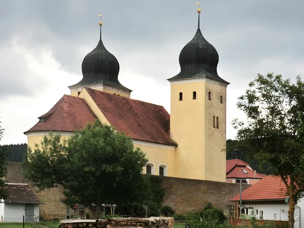 Saint Vitus Native name St. Vituskirche Location Kottingwörth, Beilngries, Upper Bavaria, Germany Coordinates 49° 01′ 12.07″ N, 11° 31′ 06.83″ E Authority file : Q15134642 VIAF: 240085582 institution QS:P195,Q15134642
