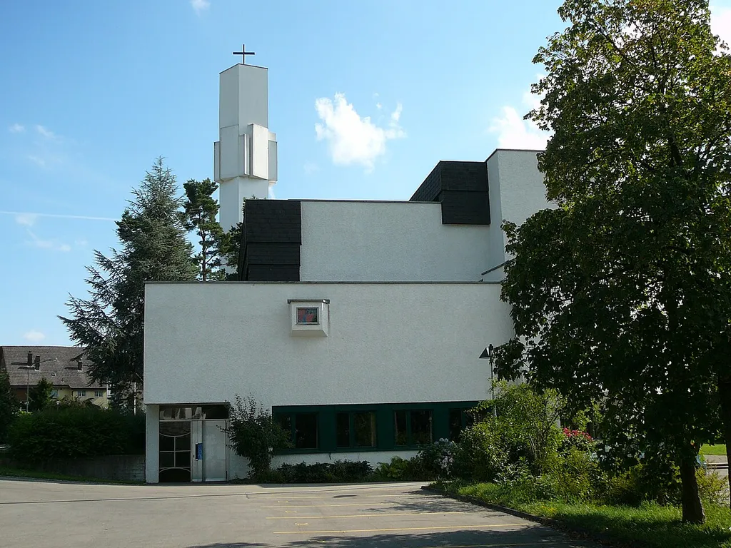 Römisch-katholische Pfarrkirche St. Michael Zollikerberg, Ansicht von Nordosten