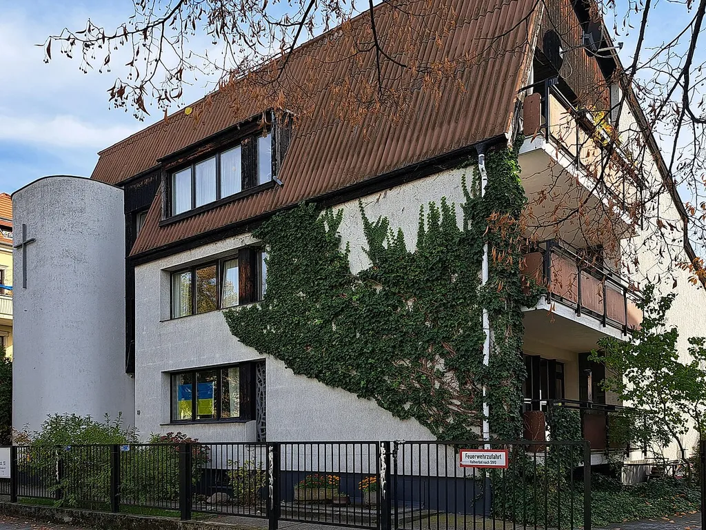 Dresden: Bergmannstraße 19, Dresden, Gebäude der Koreanischen Gemeinde