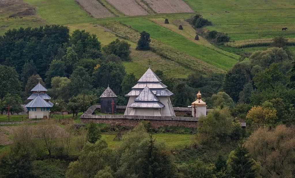 Комплекс церкви Різдва Богородиці (зміш.), с. Росохи,