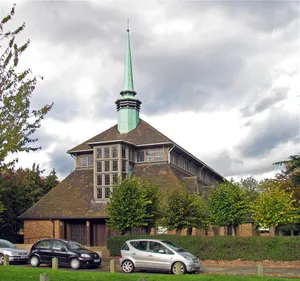 Holy Cross New Church, Greenford