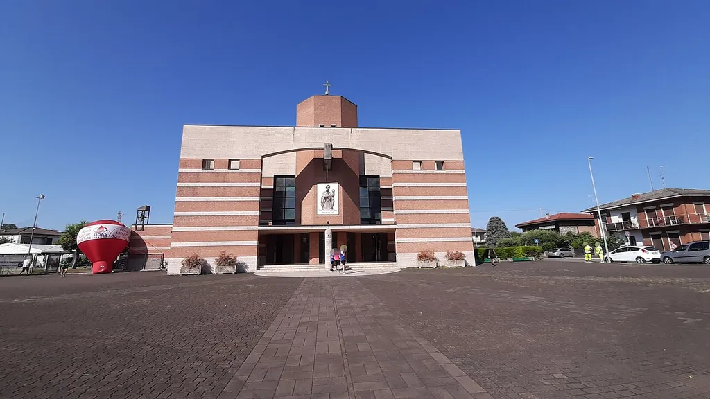 Chiesa parrocchiale di San Gaetano Thiene in Pozzo di San Giovanni Lupatoto (VR).