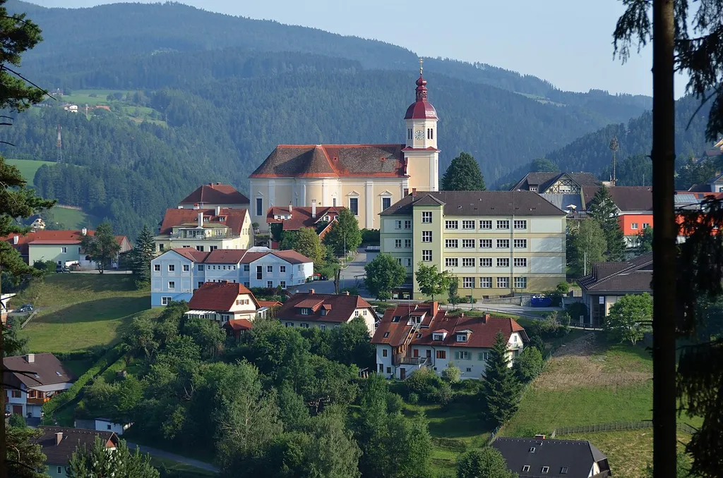 View of Birkfeld, Styria, with the parish church hll. Petrus and Paulus, as seen from the gallow.
