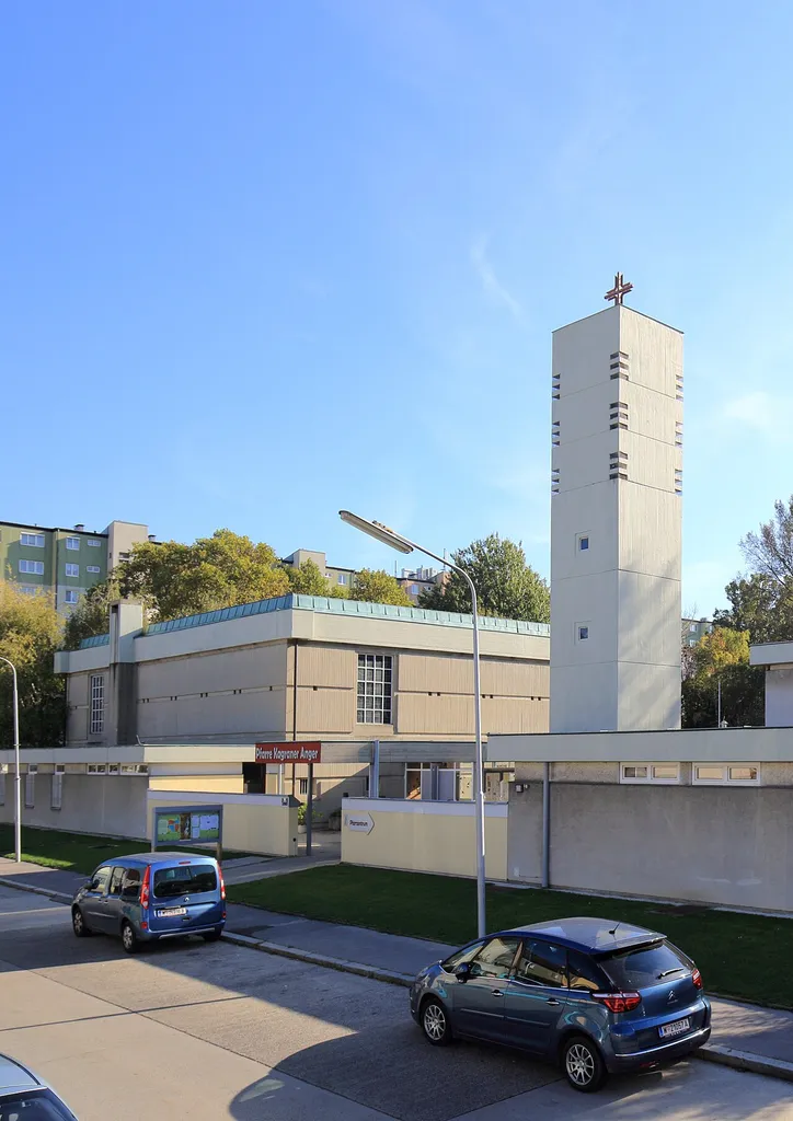 Pfarrkirche Kagraner Anger in Wien-Donaustadt.