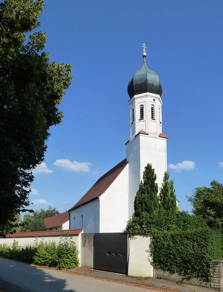 Kleininzemoos, St-Margareth-Straße 3: Katholische Filialkirche St. Margareth. Ansicht von NW