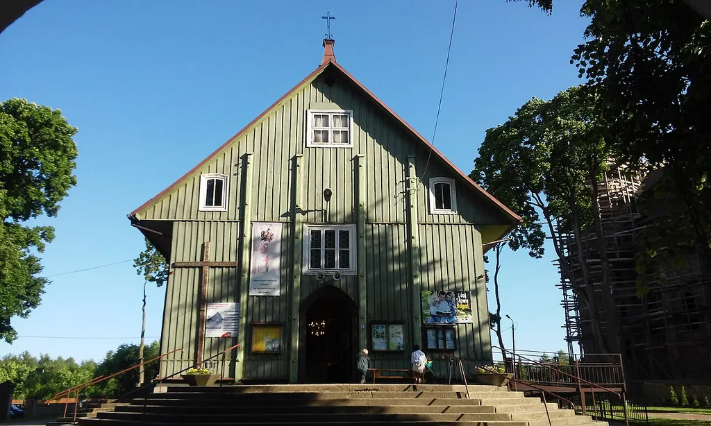 Kościół w Sarnakach