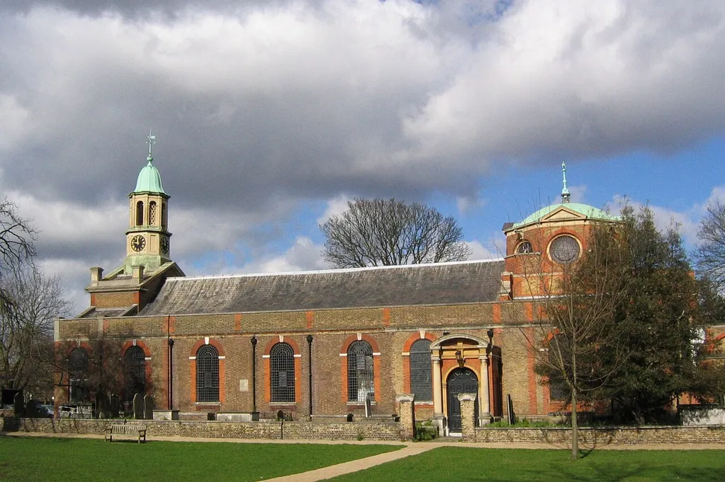 St Anne's church, Kew Green. Originally on English Wikipedia. Moved by author